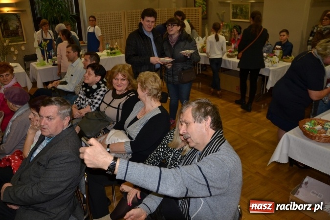 Zdjęcie w galerii na portalu naszraciborz.pl: Baby, mazurki, pisanki, czyli wielkanocne klimaty w Tworkowie wiadomości z regionu