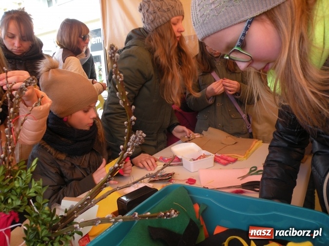 Zdjęcie w galerii na portalu naszraciborz.pl: Atrakcje Raciborskiego Centrum Kultury na Jarmarku Wielkanocnym wiadomości z regionu