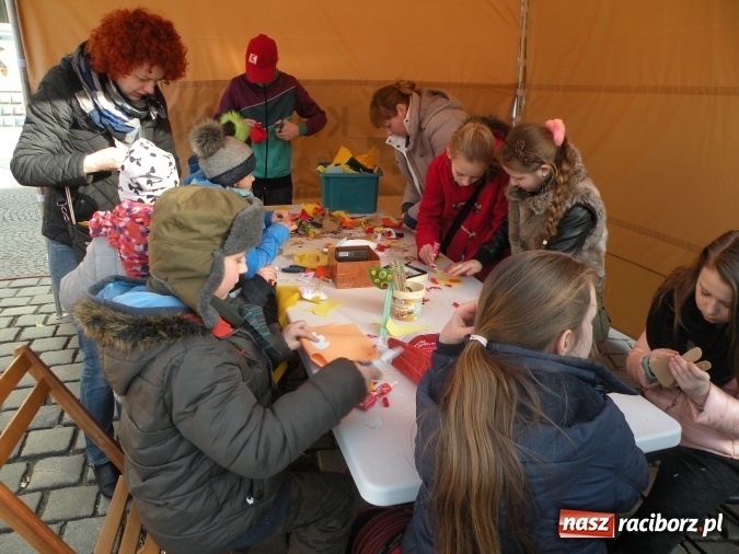 Zdjęcie w galerii na portalu naszraciborz.pl: Atrakcje Raciborskiego Centrum Kultury na Jarmarku Wielkanocnym wiadomości z regionu