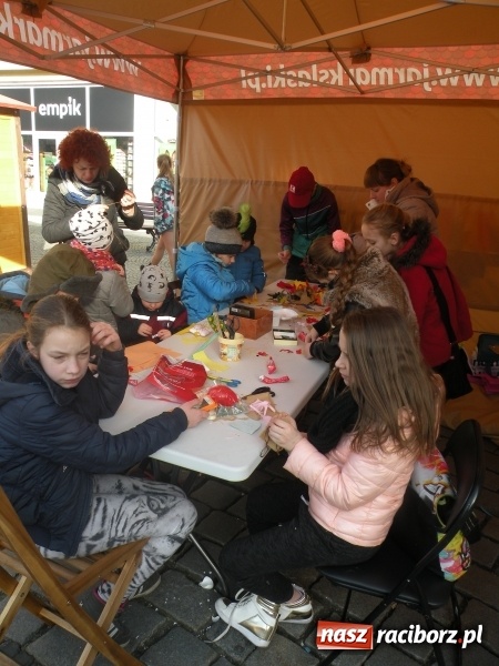 Zdjęcie w galerii na portalu naszraciborz.pl: Atrakcje Raciborskiego Centrum Kultury na Jarmarku Wielkanocnym wiadomości z regionu