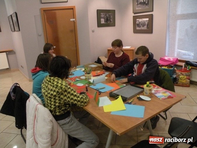 Zdjęcie w galerii na portalu naszraciborz.pl: Atrakcje Raciborskiego Centrum Kultury na Jarmarku Wielkanocnym wiadomości z regionu