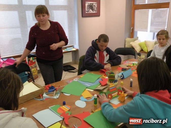 Zdjęcie w galerii na portalu naszraciborz.pl: Atrakcje Raciborskiego Centrum Kultury na Jarmarku Wielkanocnym wiadomości z regionu