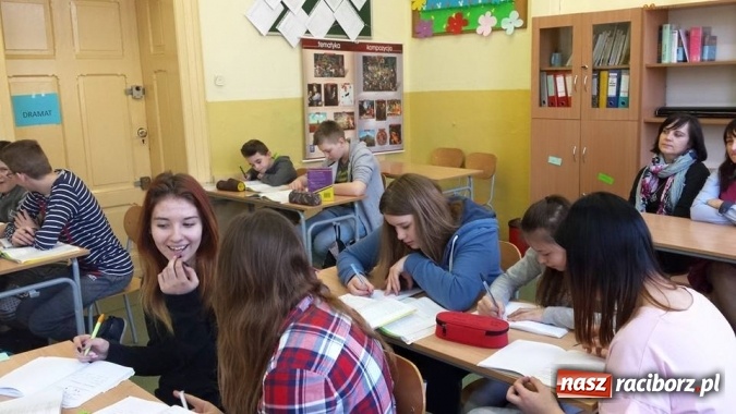 Zdjęcie w galerii na portalu naszraciborz.pl: Lekcja otwarta w Gimnazjum nr 5  wiadomości z regionu