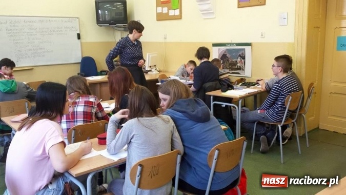 Zdjęcie w galerii na portalu naszraciborz.pl: Lekcja otwarta w Gimnazjum nr 5  wiadomości z regionu