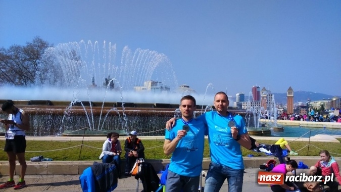 Zdjęcie w galerii na portalu naszraciborz.pl: Maraton w Barcelonie z udziałem raciborskich policjantów wiadomości z regionu