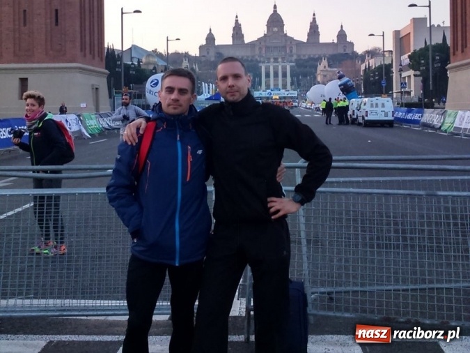 Zdjęcie w galerii na portalu naszraciborz.pl: Maraton w Barcelonie z udziałem raciborskich policjantów wiadomości z regionu