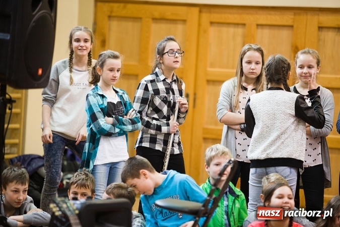 Zdjęcie w galerii na portalu naszraciborz.pl: VII Konkurs Młodych Talentów w ZSOMS wiadomości z regionu