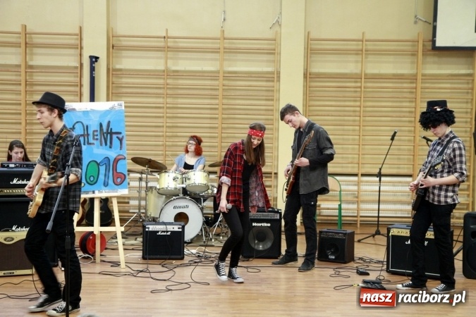 Zdjęcie w galerii na portalu naszraciborz.pl: VII Konkurs Młodych Talentów w ZSOMS wiadomości z regionu