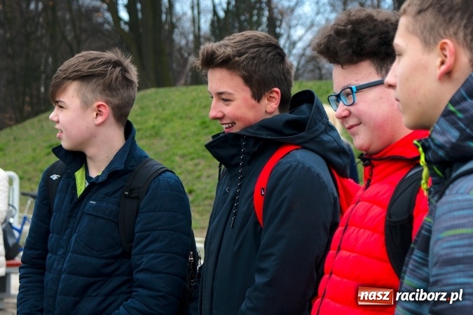 Zdjęcie w galerii na portalu naszraciborz.pl: Wiosna radosna na bulwarach i przystani wiadomości z regionu