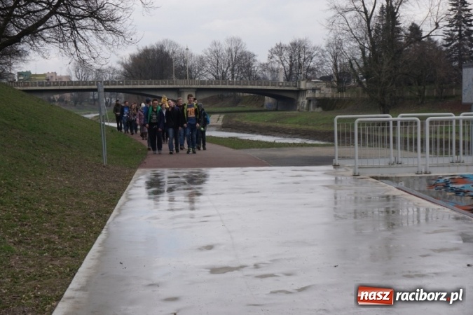Zdjęcie w galerii na portalu naszraciborz.pl: Wiosna radosna na bulwarach i przystani wiadomości z regionu