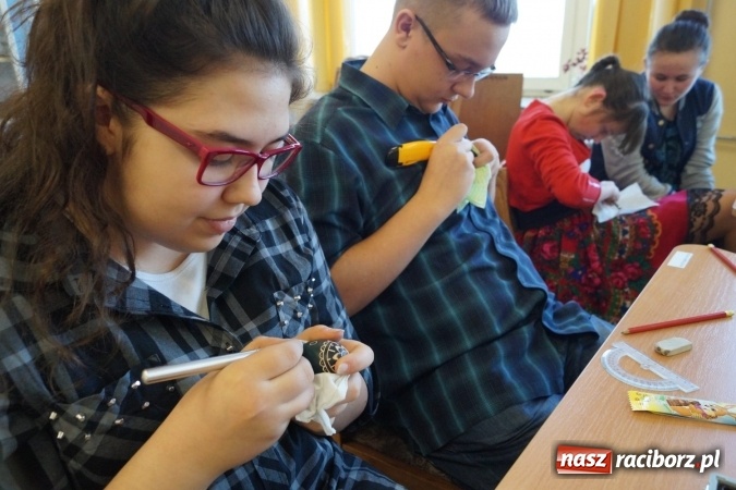 Zdjęcie w galerii na portalu naszraciborz.pl: Kroszonkarskie cuda na konkursie w Nędzy wiadomości z regionu