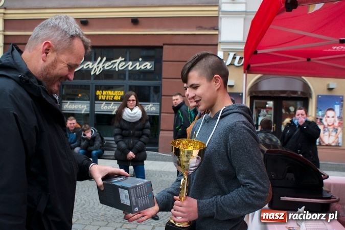 Zdjęcie w galerii na portalu naszraciborz.pl: I Mistrzostwa Raciborza Bakszysz Burger Open w ujeżdżaniu byka za nami wiadomości z regionu