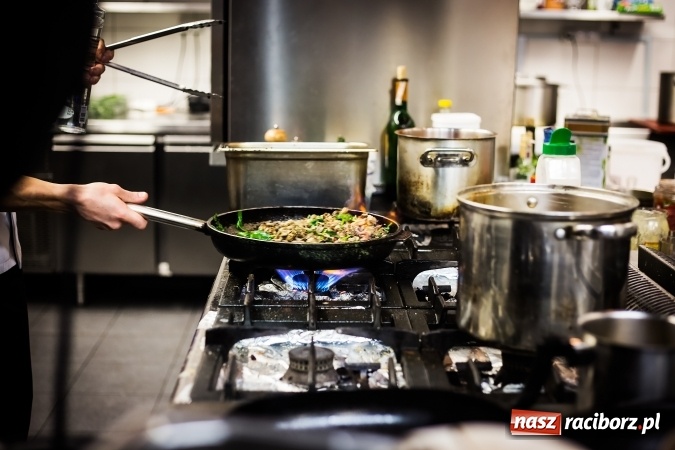 Zdjęcie w galerii na portalu naszraciborz.pl: Good France - francuskie dania na pierwszy dzień wiosny także w naszym regionie wiadomości z regionu