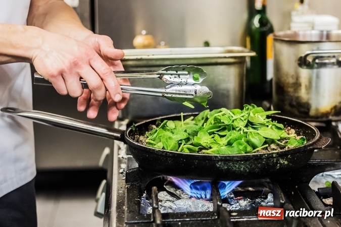 Zdjęcie w galerii na portalu naszraciborz.pl: Good France - francuskie dania na pierwszy dzień wiosny także w naszym regionie wiadomości z regionu