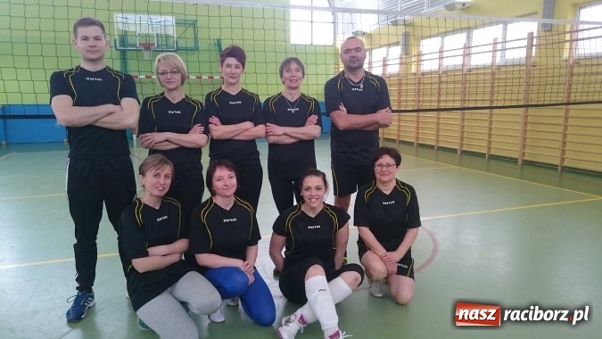 Zdjęcie w galerii na portalu naszraciborz.pl: Sportowe 45. urodziny szkoły w Pawłowie  wiadomości z regionu