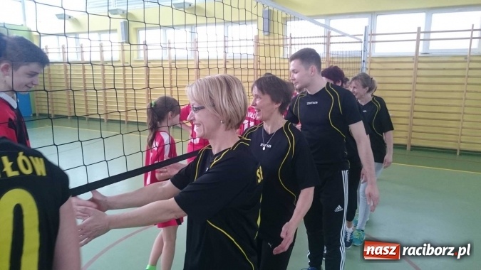 Zdjęcie w galerii na portalu naszraciborz.pl: Sportowe 45. urodziny szkoły w Pawłowie  wiadomości z regionu