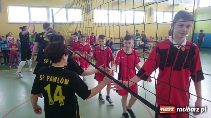 Zdjęcie w galerii na portalu naszraciborz.pl: Sportowe 45. urodziny szkoły w Pawłowie  wiadomości z regionu