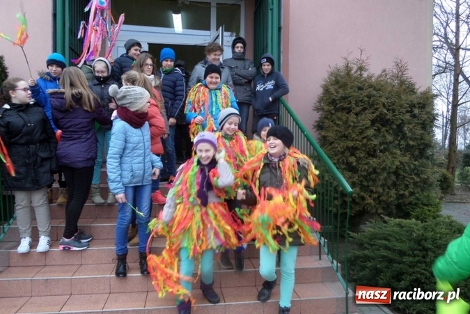 Zdjęcie w galerii na portalu naszraciborz.pl: Sportowe 45. urodziny szkoły w Pawłowie  wiadomości z regionu