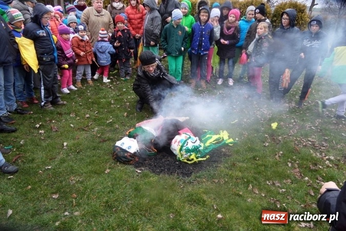 Zdjęcie w galerii na portalu naszraciborz.pl: Sportowe 45. urodziny szkoły w Pawłowie  wiadomości z regionu