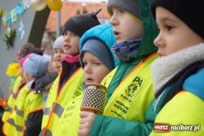 Zdjęcie w galerii na portalu naszraciborz.pl: Przedszkolaki powitały wiosnę  wiadomości z regionu