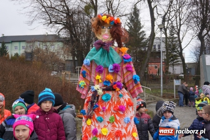 Zdjęcie w galerii na portalu naszraciborz.pl: Przedszkolaki powitały wiosnę  wiadomości z regionu