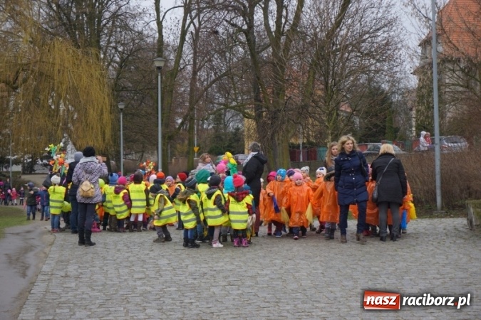 Zdjęcie w galerii na portalu naszraciborz.pl: Przedszkolaki powitały wiosnę  wiadomości z regionu