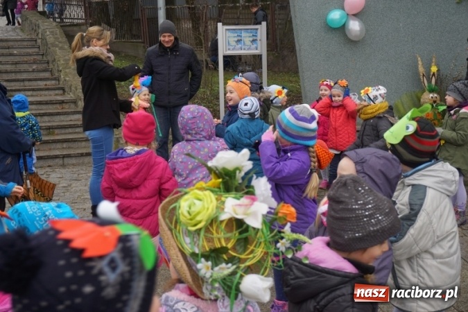 Zdjęcie w galerii na portalu naszraciborz.pl: Przedszkolaki powitały wiosnę  wiadomości z regionu