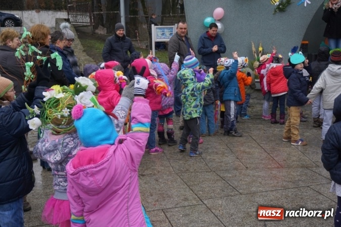 Zdjęcie w galerii na portalu naszraciborz.pl: Przedszkolaki powitały wiosnę  wiadomości z regionu
