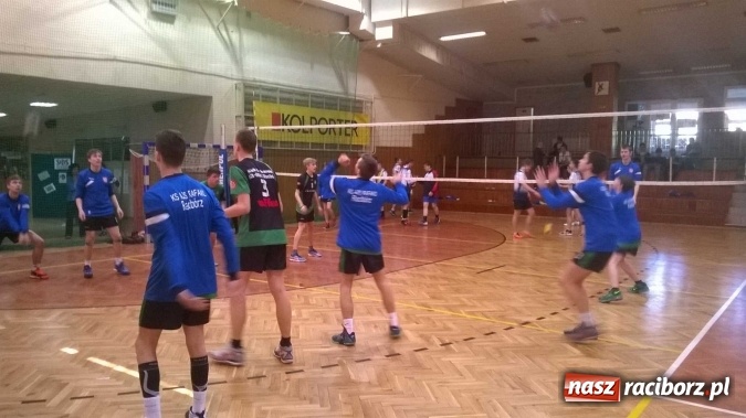 Zdjęcie w galerii na portalu naszraciborz.pl: Drugie miejsce kadetów KS AZS Rafako Racibórz na turnieju w Kielcach wiadomości z regionu