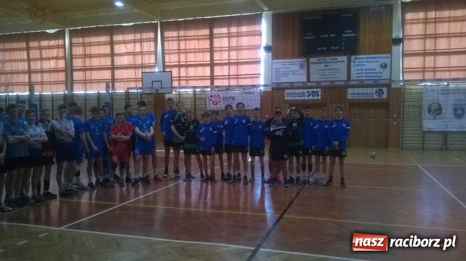 Zdjęcie w galerii na portalu naszraciborz.pl: Drugie miejsce kadetów KS AZS Rafako Racibórz na turnieju w Kielcach wiadomości z regionu