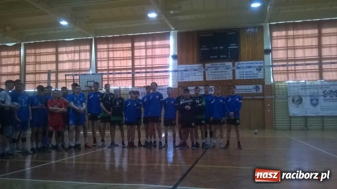 Zdjęcie w galerii na portalu naszraciborz.pl: Drugie miejsce kadetów KS AZS Rafako Racibórz na turnieju w Kielcach wiadomości z regionu