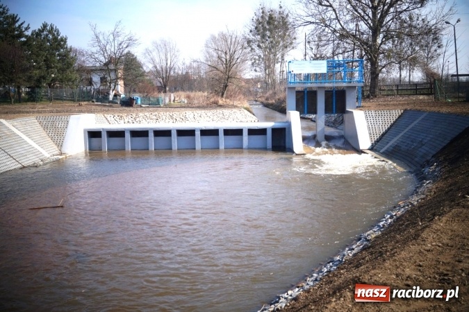 Zdjęcie w galerii na portalu naszraciborz.pl: Mieszkańcy Nędzy bezpieczniejsi. Zakończył się remont jazu wiadomości z regionu