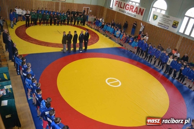 Zdjęcie w galerii na portalu naszraciborz.pl: Zapaśnicy przywieźli worek medali z Mistrzostw Śląska wiadomości z regionu