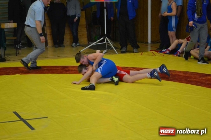 Zdjęcie w galerii na portalu naszraciborz.pl: Zapaśnicy przywieźli worek medali z Mistrzostw Śląska wiadomości z regionu