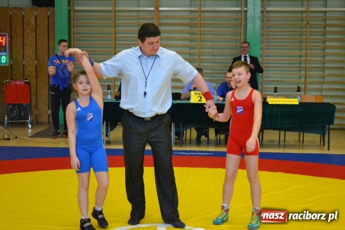 Zdjęcie w galerii na portalu naszraciborz.pl: Zapaśnicy przywieźli worek medali z Mistrzostw Śląska wiadomości z regionu