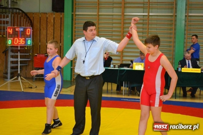 Zdjęcie w galerii na portalu naszraciborz.pl: Zapaśnicy przywieźli worek medali z Mistrzostw Śląska wiadomości z regionu