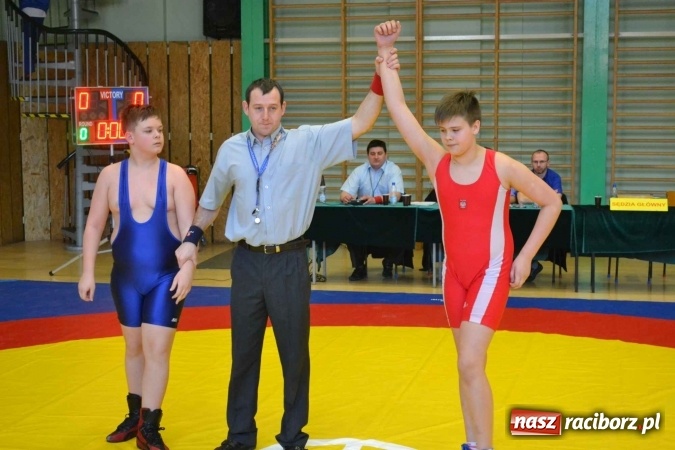 Zdjęcie w galerii na portalu naszraciborz.pl: Zapaśnicy przywieźli worek medali z Mistrzostw Śląska wiadomości z regionu