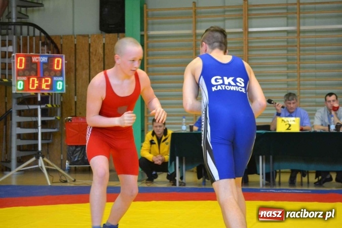 Zdjęcie w galerii na portalu naszraciborz.pl: Zapaśnicy przywieźli worek medali z Mistrzostw Śląska wiadomości z regionu