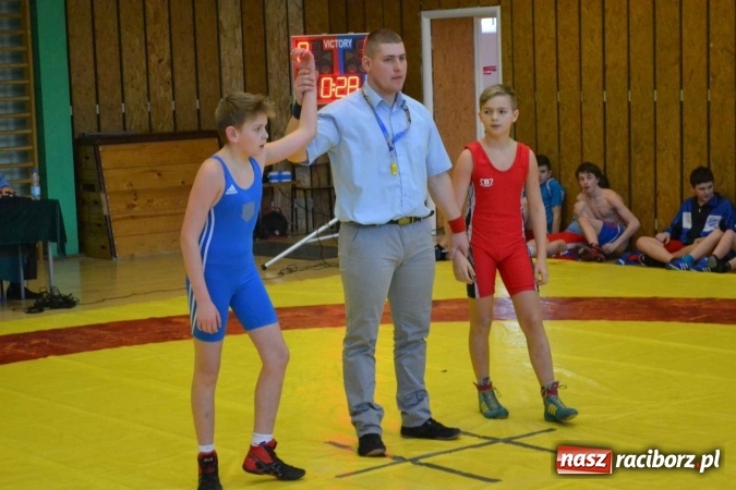 Zdjęcie w galerii na portalu naszraciborz.pl: Zapaśnicy przywieźli worek medali z Mistrzostw Śląska wiadomości z regionu