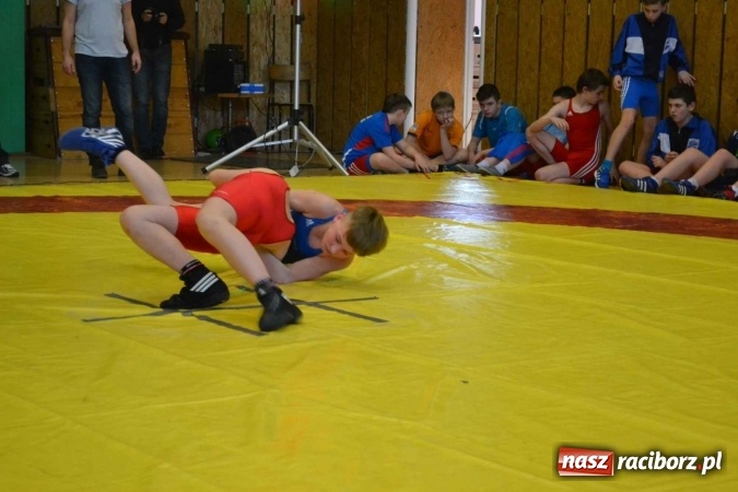 Zdjęcie w galerii na portalu naszraciborz.pl: Zapaśnicy przywieźli worek medali z Mistrzostw Śląska wiadomości z regionu