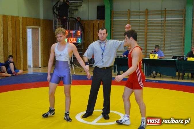 Zdjęcie w galerii na portalu naszraciborz.pl: Zapaśnicy przywieźli worek medali z Mistrzostw Śląska wiadomości z regionu