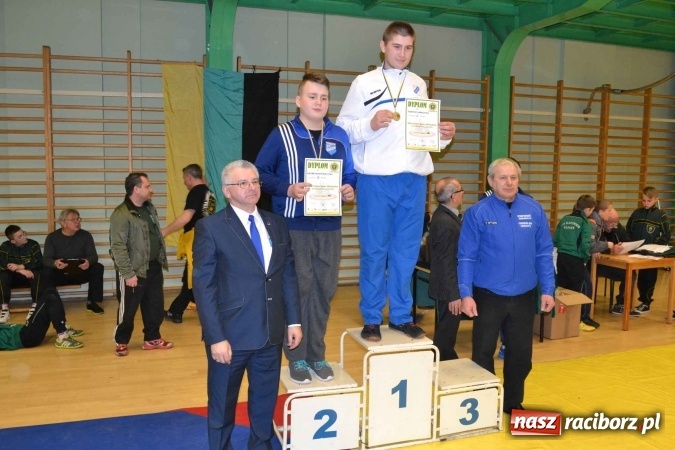 Zdjęcie w galerii na portalu naszraciborz.pl: Zapaśnicy przywieźli worek medali z Mistrzostw Śląska wiadomości z regionu