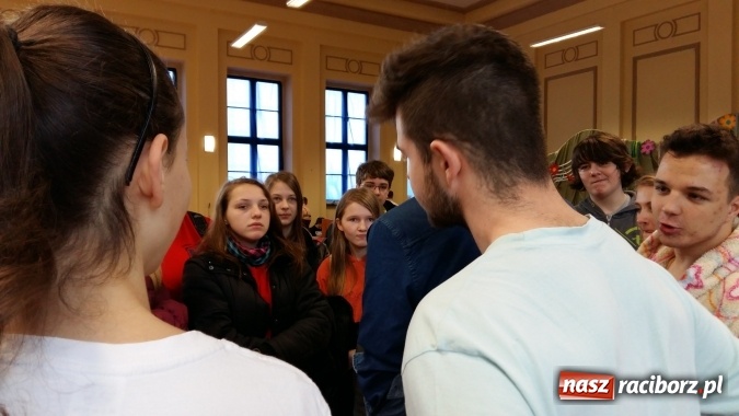 Zdjęcie w galerii na portalu naszraciborz.pl: Powitanie wiosny na warsztatach, ciekawych zajęciach i spacerze  wiadomości z regionu