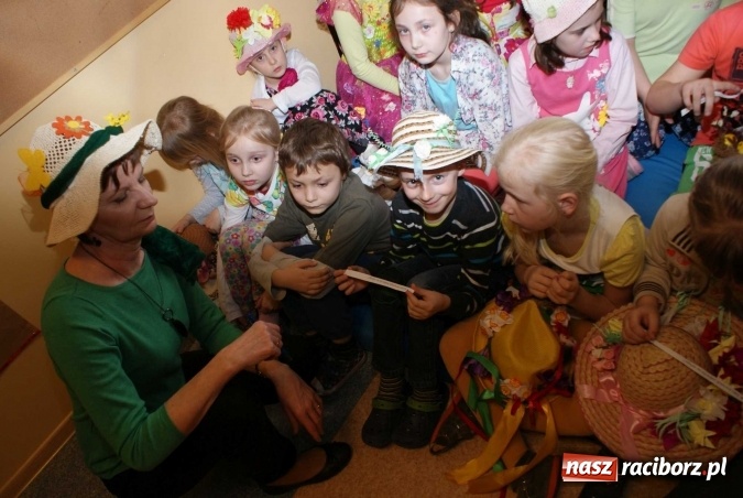 Zdjęcie w galerii na portalu naszraciborz.pl: Pierwszy Dzień Wiosny w ZSP w Krowiarkach  wiadomości z regionu