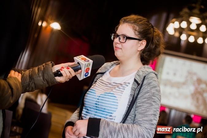 Zdjęcie w galerii na portalu naszraciborz.pl: Znamy laureatów Powiatowego Konkursu Wiedzy o Społeczeństwie wiadomości z regionu