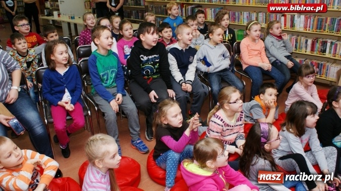 Zdjęcie w galerii na portalu naszraciborz.pl: Światowy Dzień Wody z Wodociągami w bibliotece wiadomości z regionu