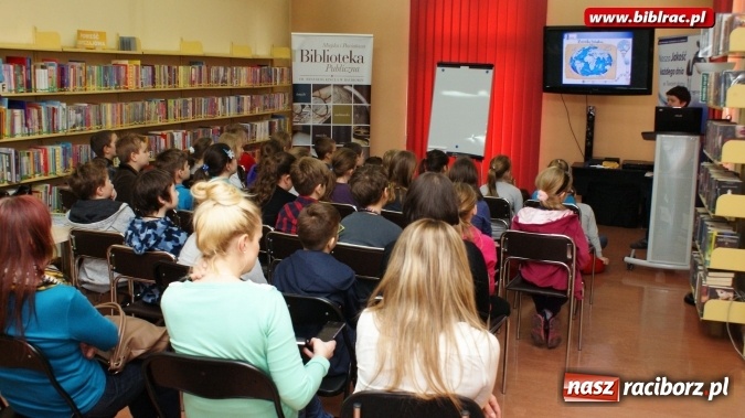Zdjęcie w galerii na portalu naszraciborz.pl: Światowy Dzień Wody z Wodociągami w bibliotece wiadomości z regionu