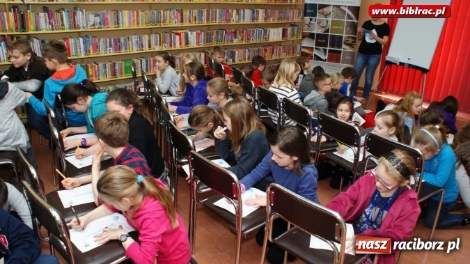 Zdjęcie w galerii na portalu naszraciborz.pl: Światowy Dzień Wody z Wodociągami w bibliotece wiadomości z regionu