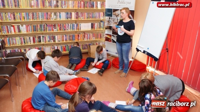 Zdjęcie w galerii na portalu naszraciborz.pl: Światowy Dzień Wody z Wodociągami w bibliotece wiadomości z regionu