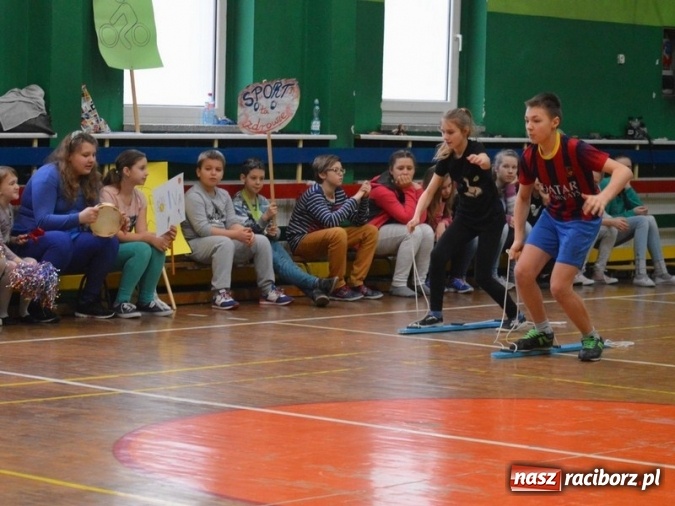 Zdjęcie w galerii na portalu naszraciborz.pl: Czwórka na sportowo wita dzień wiosny  wiadomości z regionu